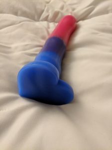 Base of pride dildo with heart shape