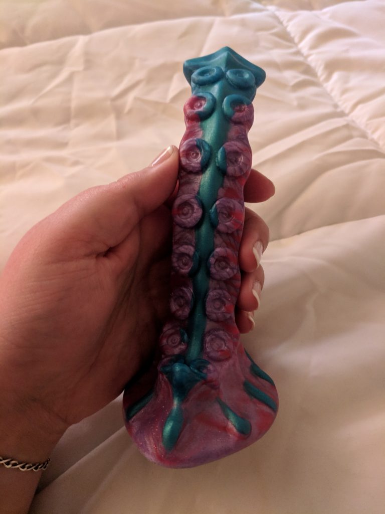 Tentacle suction cups