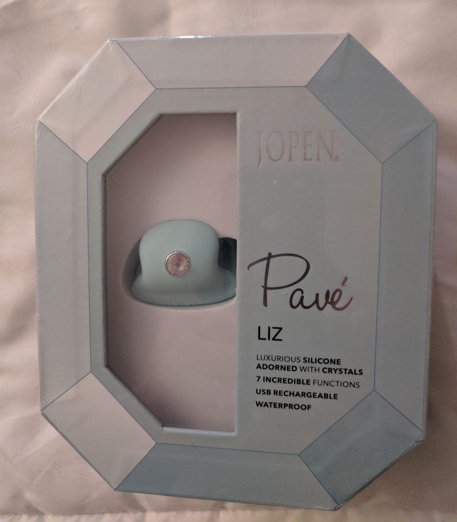 Pave Liz box from front