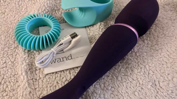 We-Vibe Wand with Accessories