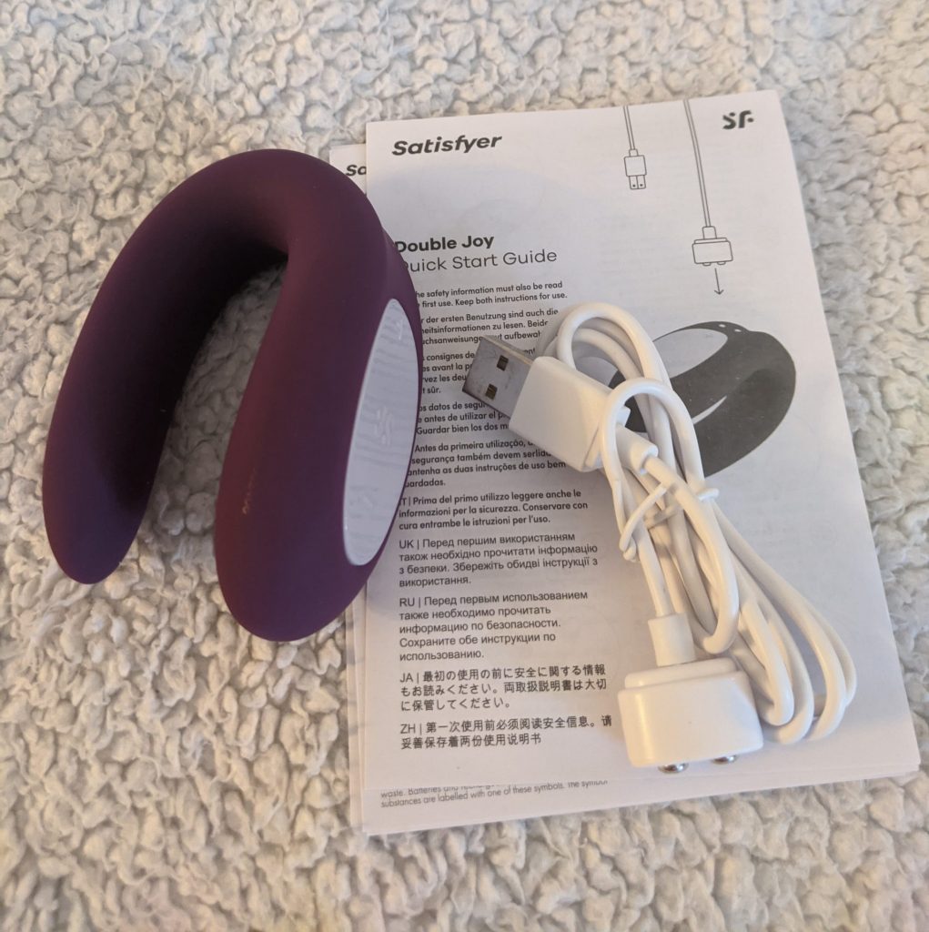 Satisfyer double joy with charger and instructions