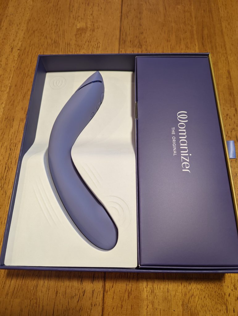 Womanizer in box without sleeve