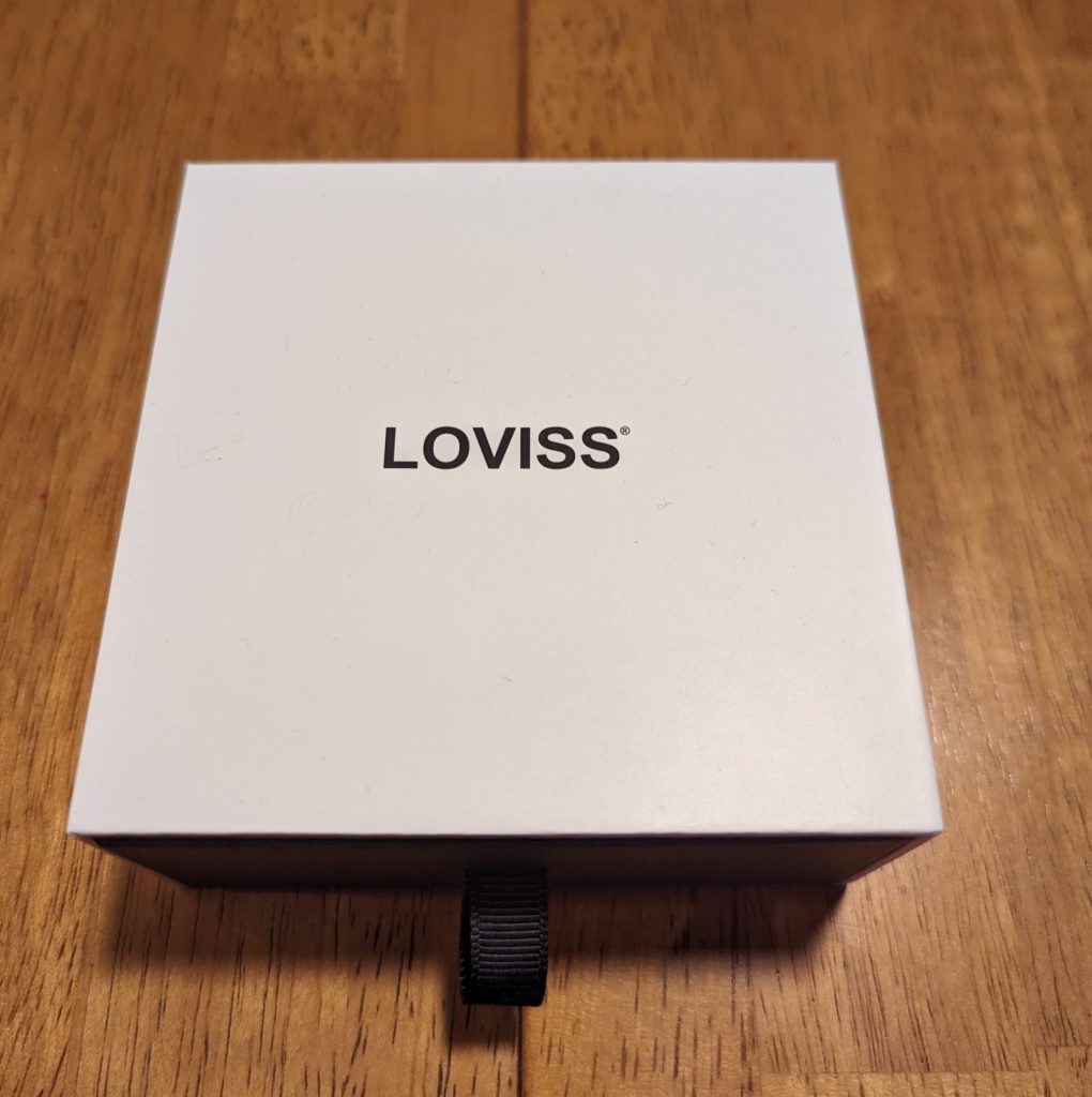 Outer box with loviss brand name