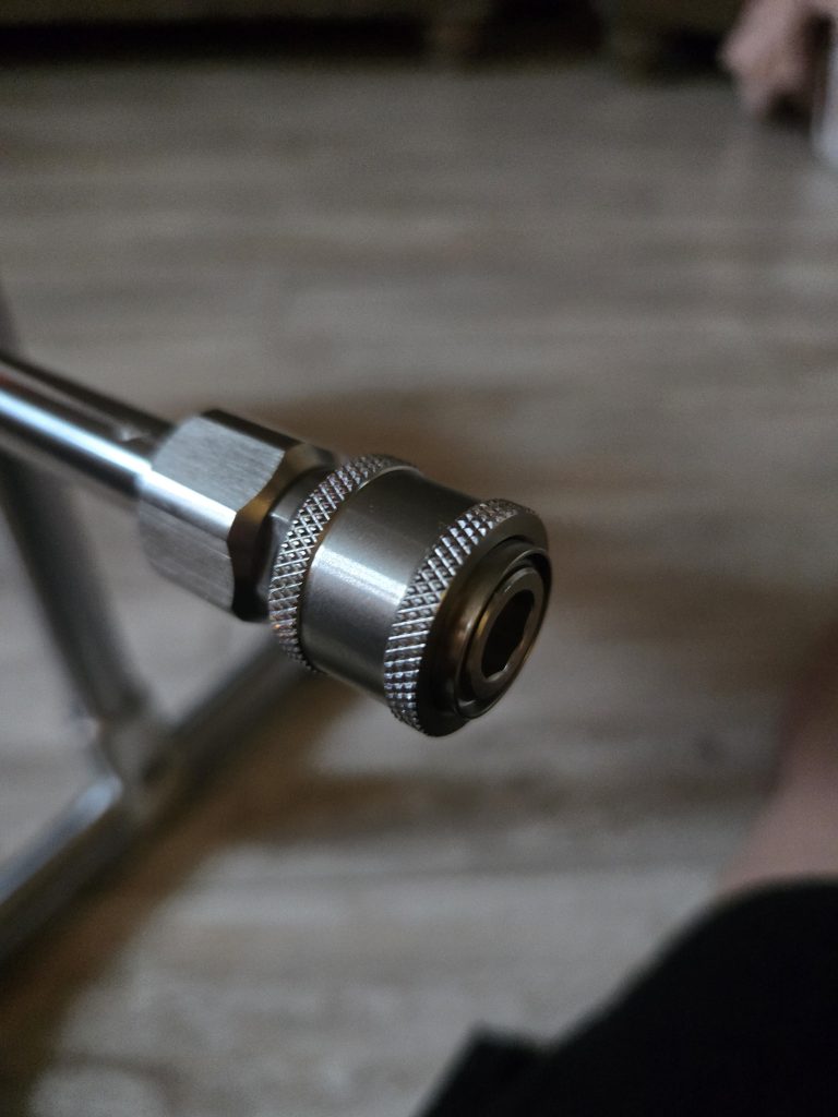 Coupler
